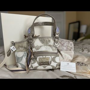 Coach Denim Poppy Patchwork Tote Cream - New With Tags